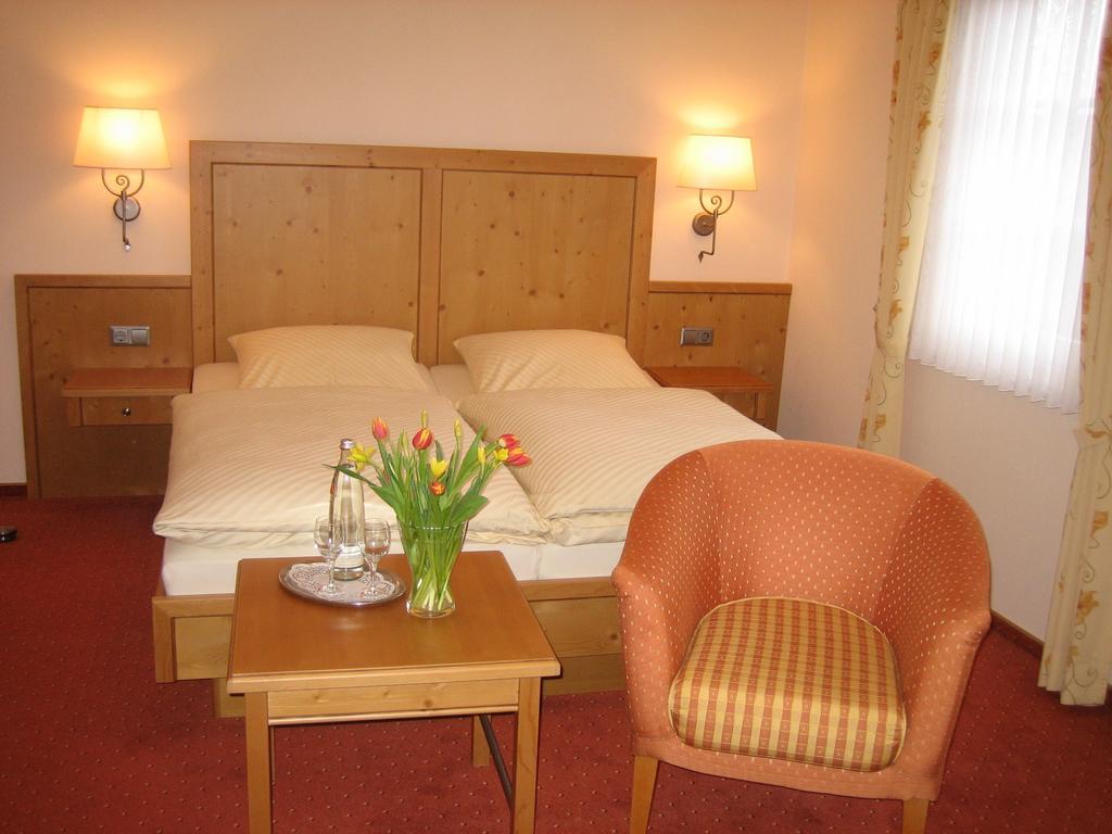 Hotel Lindenhof Meschede Δωμάτιο φωτογραφία