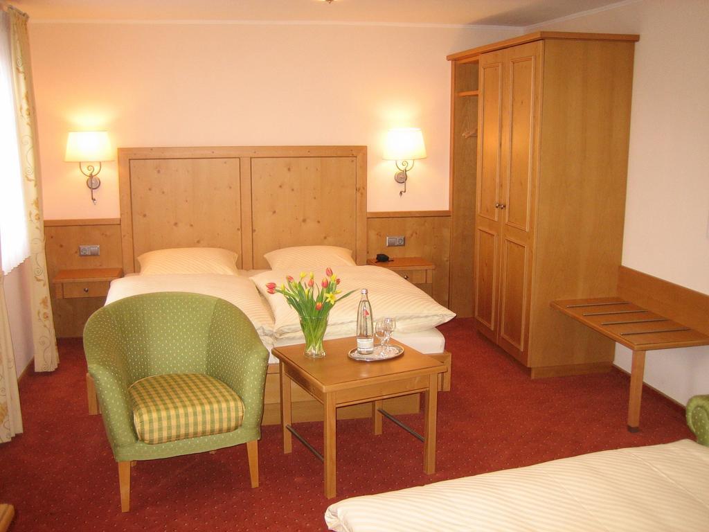 Hotel Lindenhof Meschede Δωμάτιο φωτογραφία